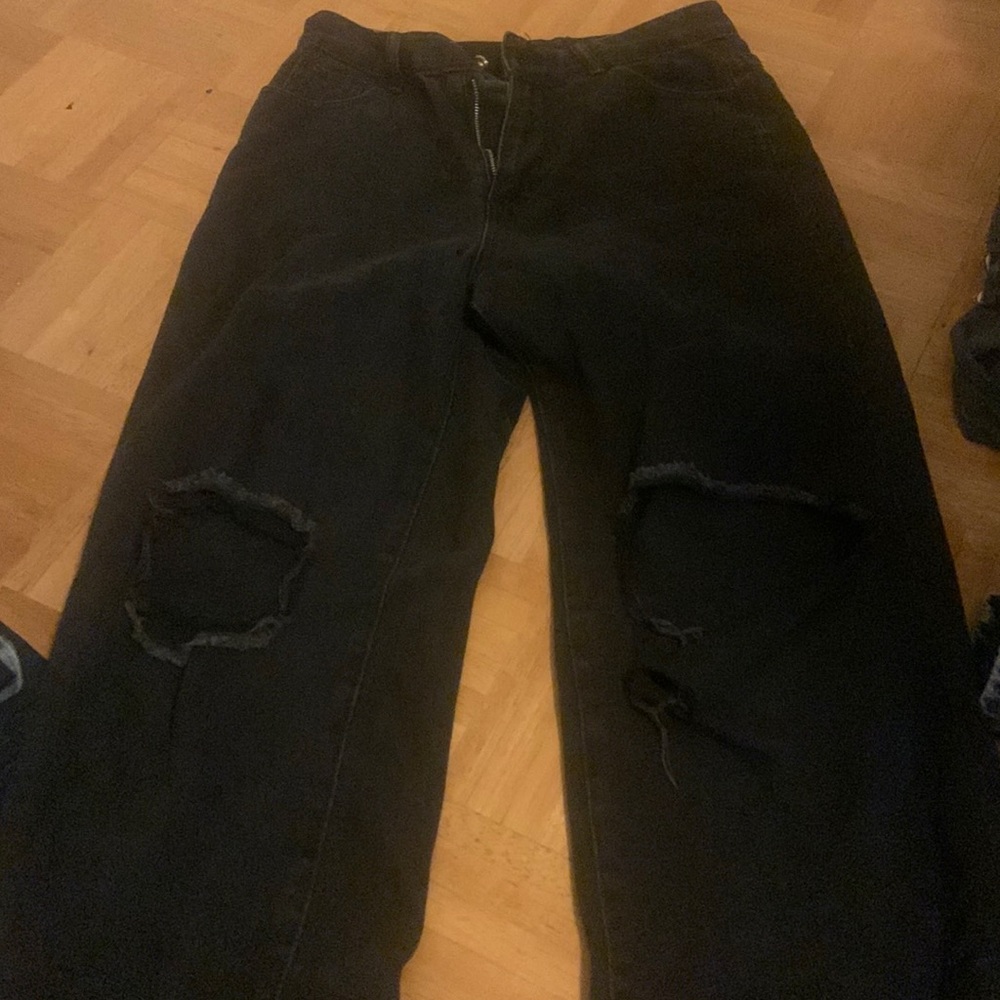 super cute mom jeans with big rips (meant to be there) in the knees!